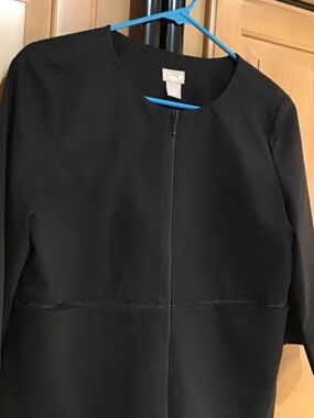 Chicos Black Zip-Front Jacket/top.